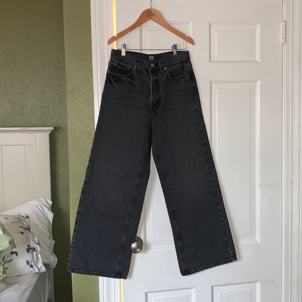 Urban Outfitters black jeans, high rise and wide leg, cropped ankle